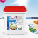 Joghurtcreme Holunderblüte-Minze für köstliche Dessertzubereitungen.