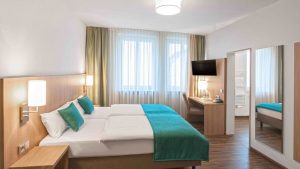 Das perfekte Hotelzimmer für glückliche Gäste.