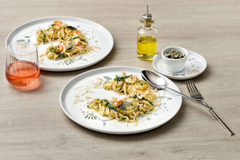 Porzellankollektion Scandic von Schönwald mit dem Dekor Midsummer