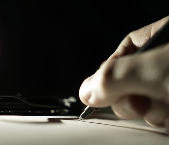 Ein korrekt formuliertes Arbeitszeugnis für Arbeitnehmer und Arbeitgeber.