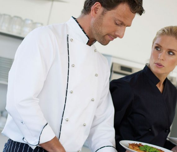 Die richtige Berufsbekleidung stärkt Ihr Image nach Außen.